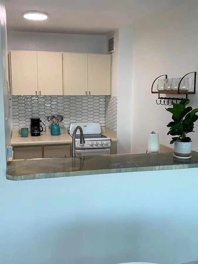 شقة Luquillo Beach & Ocean Breeze