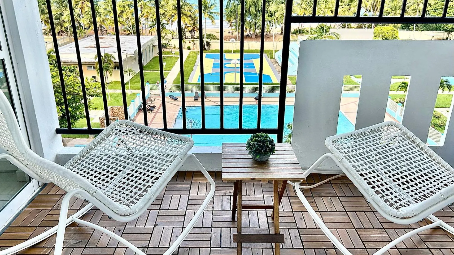 Luquillo Beach & Ocean Breeze شقة