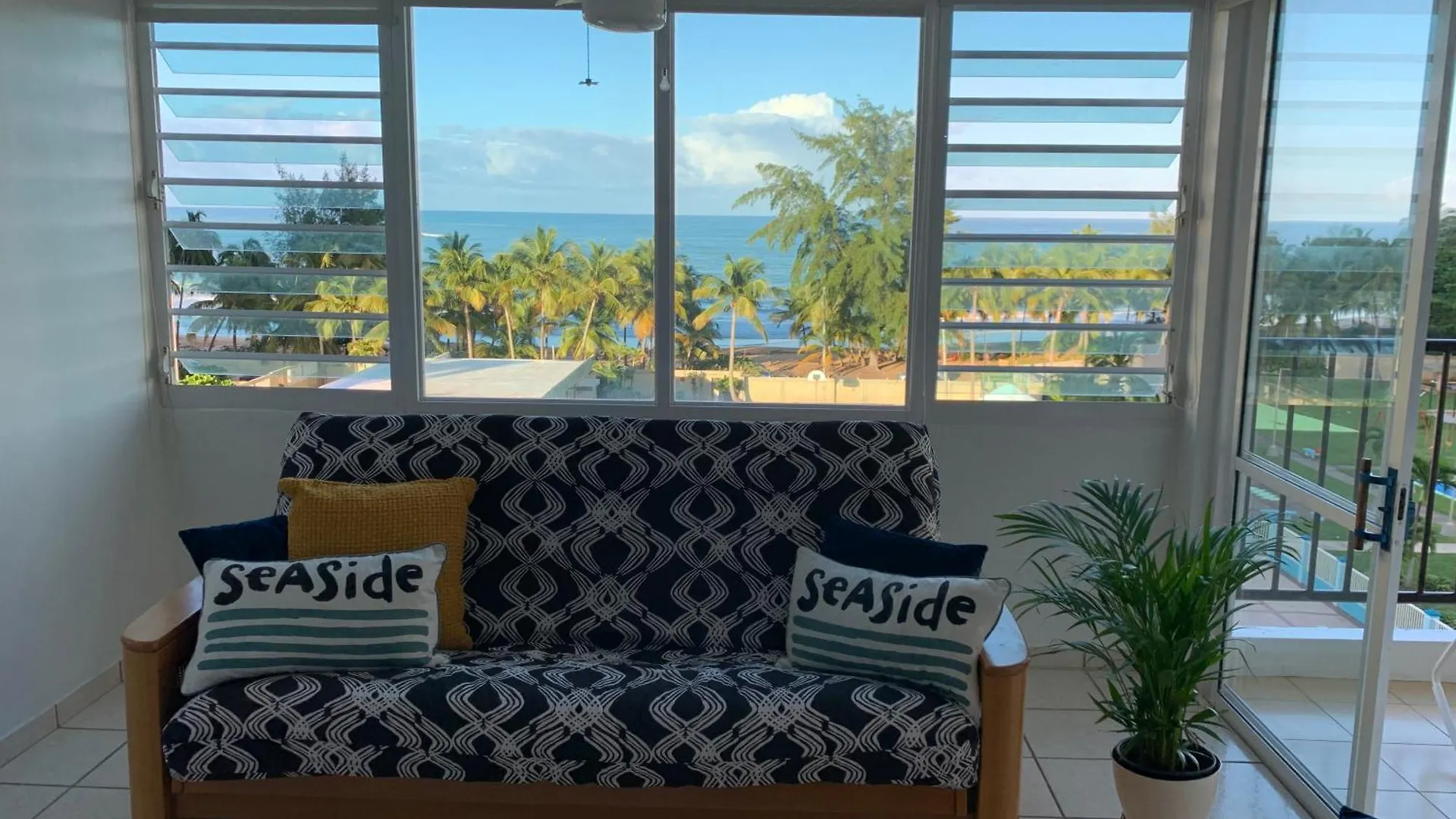 Luquillo Beach & Ocean Breeze بورتوريكو